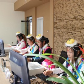 阿里地区土林城堡酒店