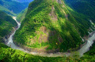 雅鲁藏布大峡谷-环游